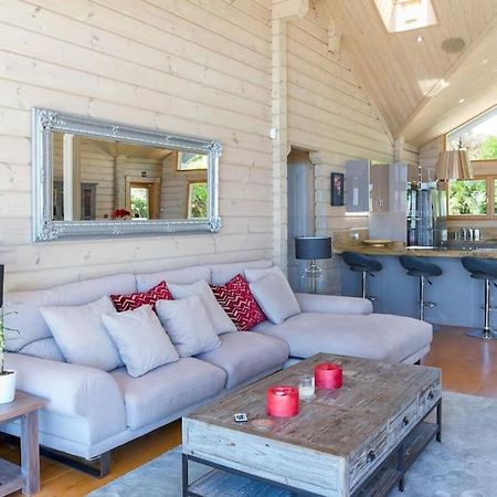 Casa Micheal - Luxury Villa - El Cuarton, Тарифа Екстериор снимка
