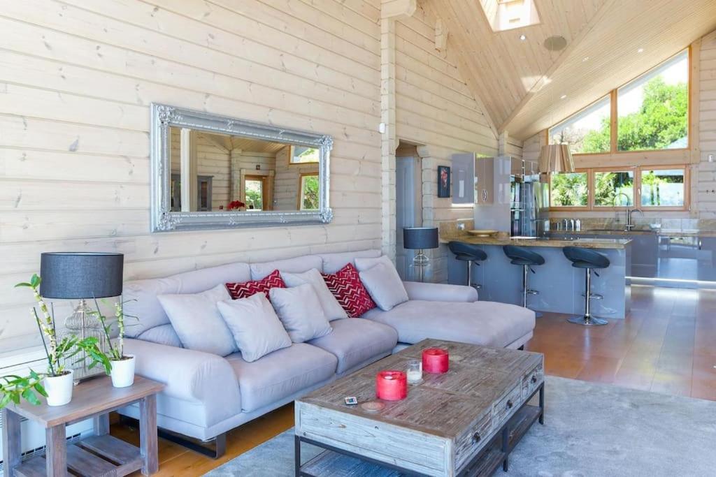 Casa Micheal - Luxury Villa - El Cuarton, Тарифа Екстериор снимка