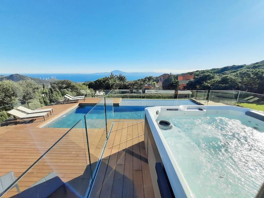 Casa Micheal - Luxury Villa - El Cuarton, Тарифа Екстериор снимка