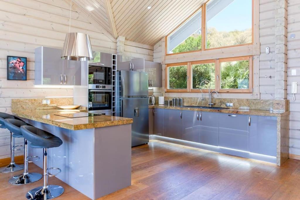 Casa Micheal - Luxury Villa - El Cuarton, Тарифа Екстериор снимка